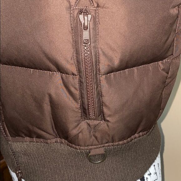 American Rag Medium Women’s Puffer Jacket Vest - Picture 3 of 6